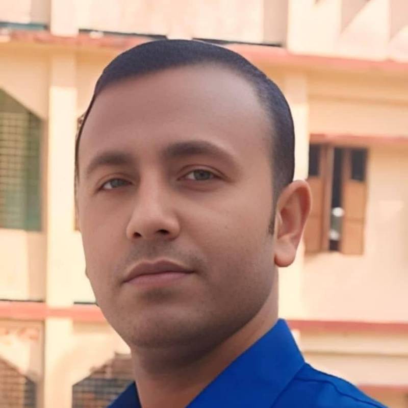 Babul, 37, Lolotique