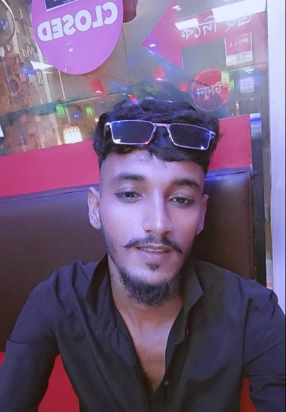 Riyad Sheikh, 26, Lees Summit