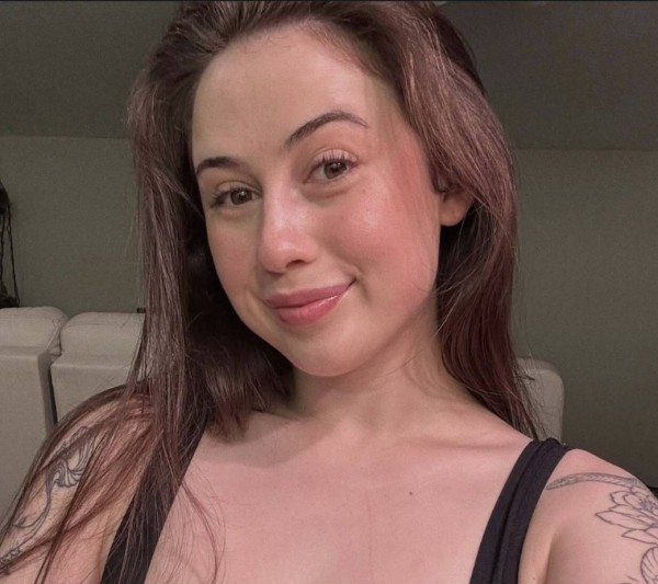 Hellen, 43, Ravutulapdi