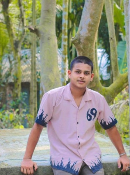 Prince sazzad, 18, Parit Buntar