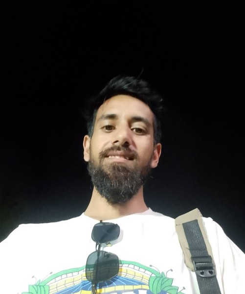 sezan, 27, Waukee
