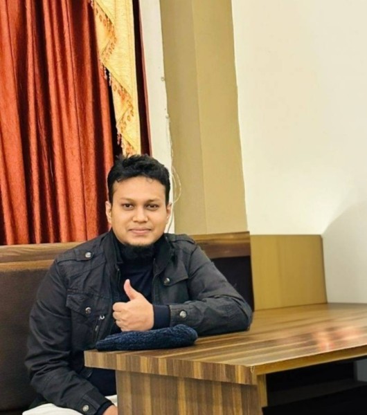 Ashfaque, 30, Apopa