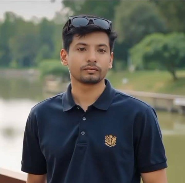 Dhakoaut, 31, Kuvshinovo