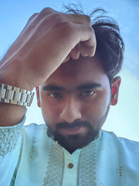 Shurjo, 26, Thundersley