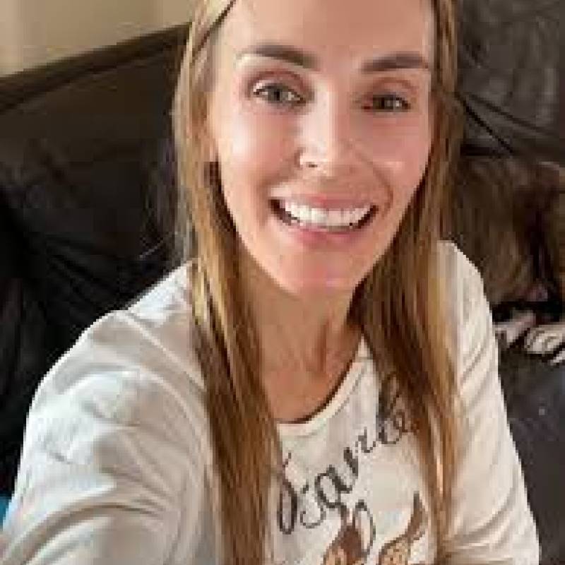 Rosalinda, 75, Bahla