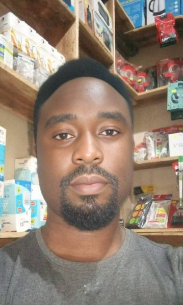 Stephen, 27, Mangalam