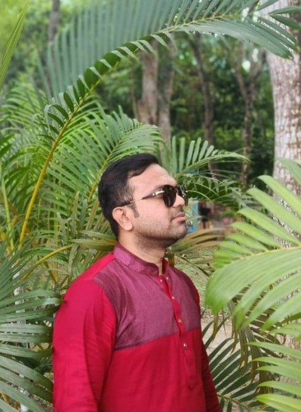 M Hasan, 25, Mali
