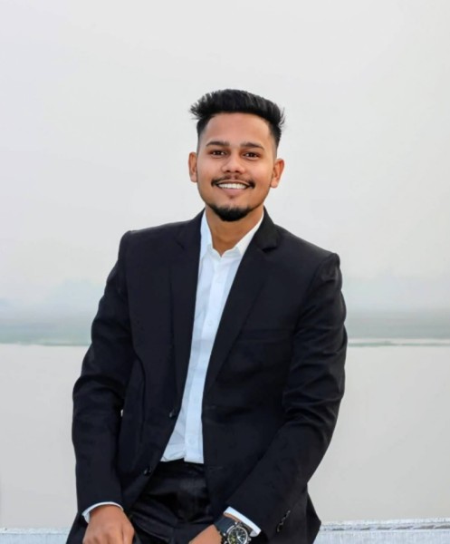 Arif, 25, Alkha