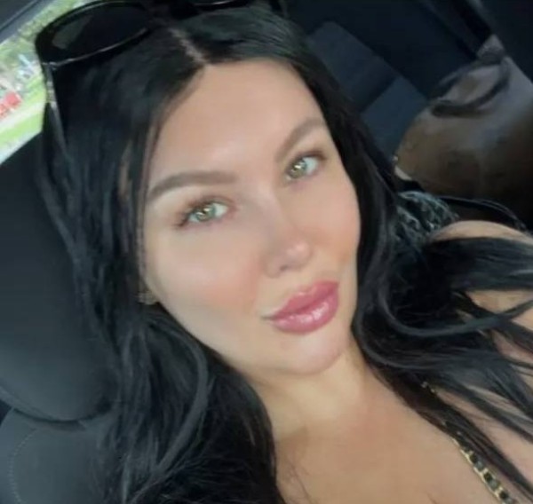 Meli Rowland, 36, Imanombo