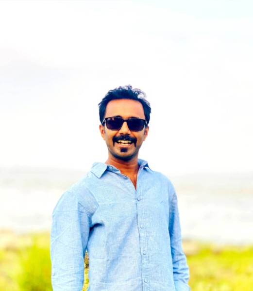 Durani, 31, Cortes