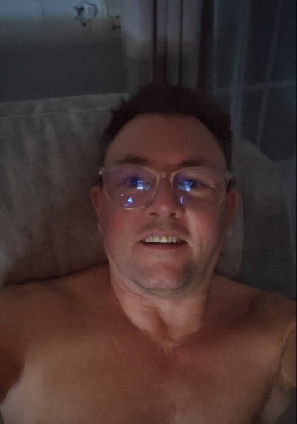 Michael, 57, Medea