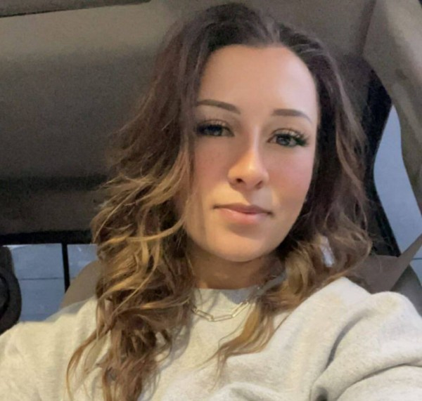 Luna, 38, Hanwell