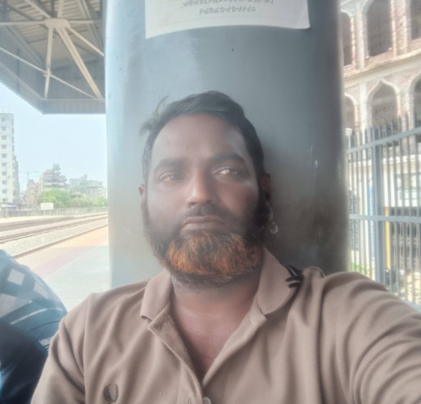 Mohammad, 41, Ban Nikhom Phatthana