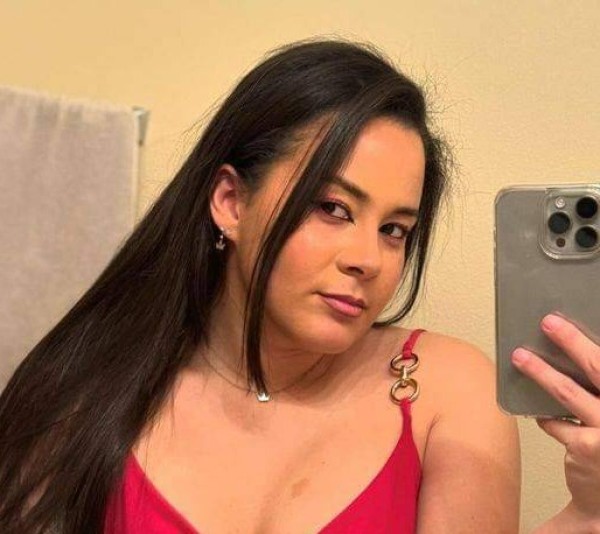 Eliska, 32, Rayyn