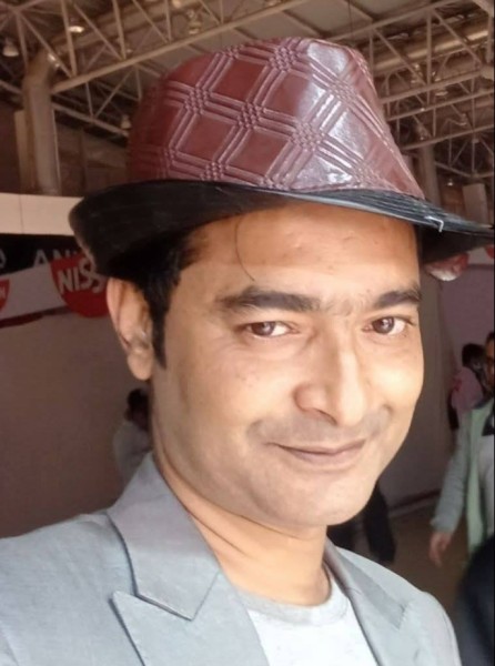 Mahadi, 40, Tynda