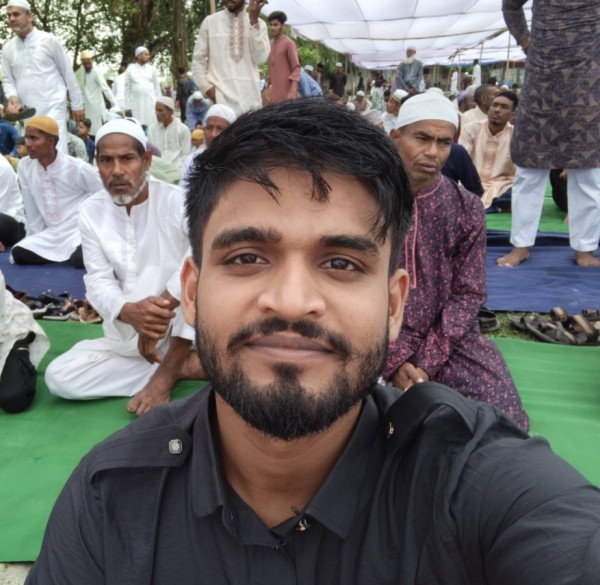 Sifat, 22, Pasadena