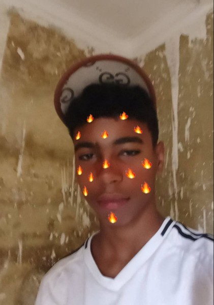Rayan, 18, Buzau
