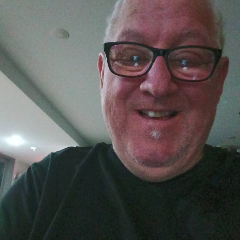 Nelson, 64, Hatti Mattr
