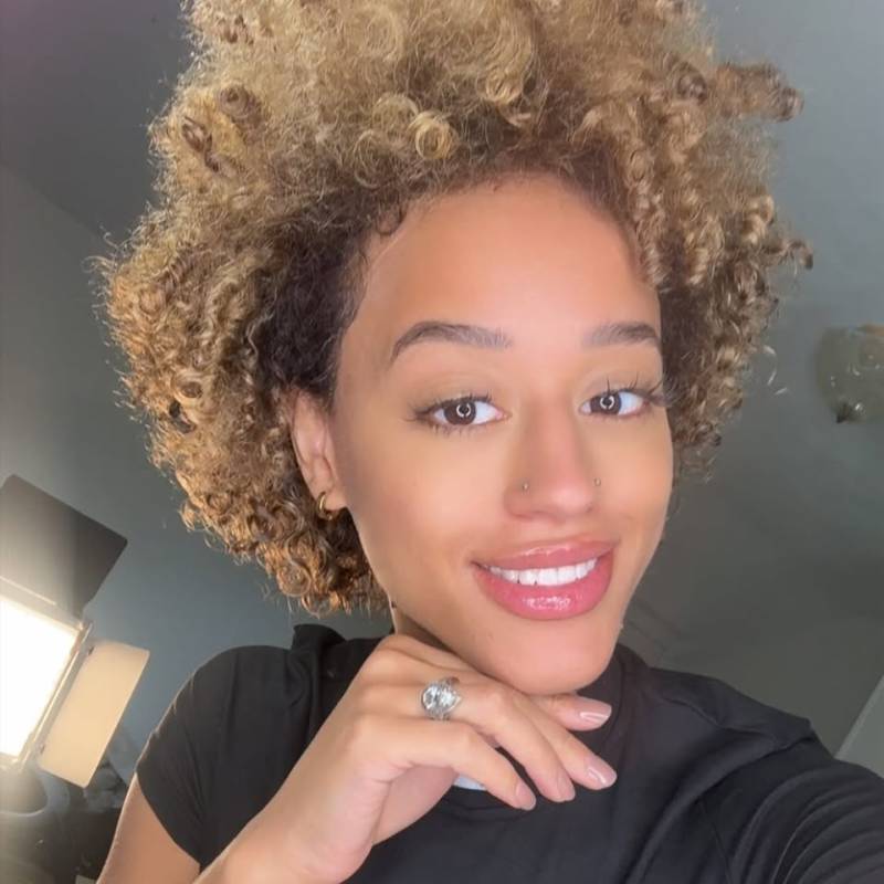 Nickie Brown, 29, Uzhhorod