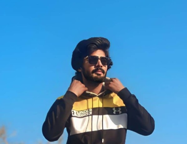 Adnan, 23, Sango