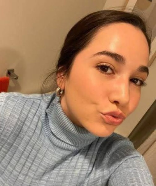 Evelyn Brown, 30, Riyadul