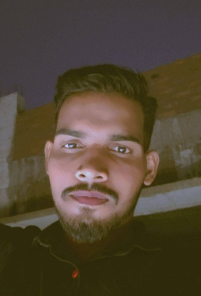 Pradeep, 25, Lyon