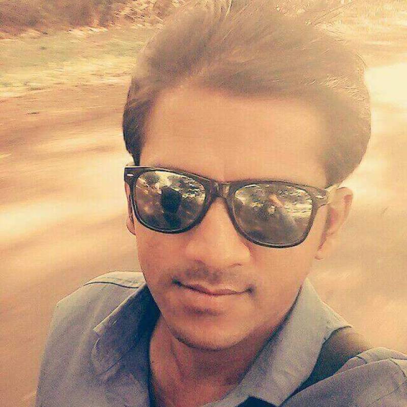 pravin, 38, Sandwip