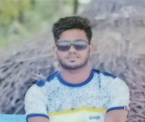 Jakir, 30, Hastsal