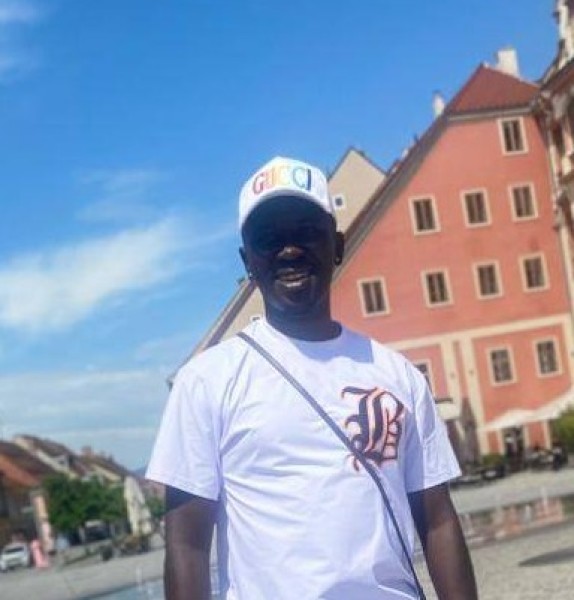 Kobe, 28, Dasoguz