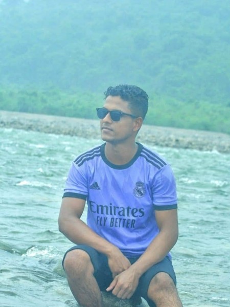 Md.Yousuf Ali, 48, Vaduz