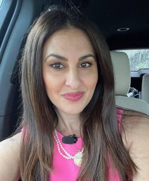 Lorrie Phillips, 53, Villa Adelina