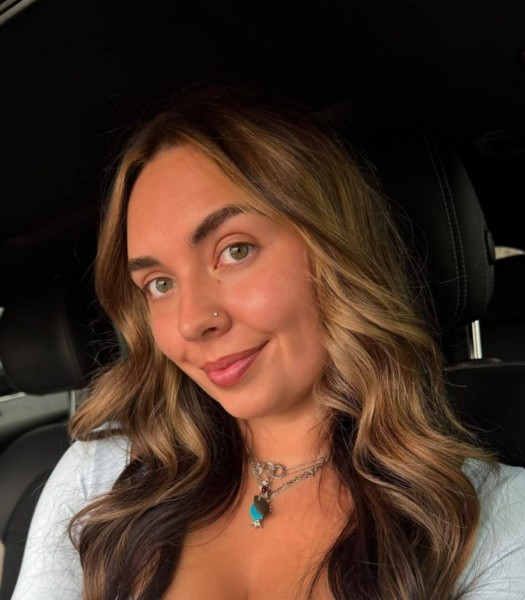 Austin Helen, 29, Charaut