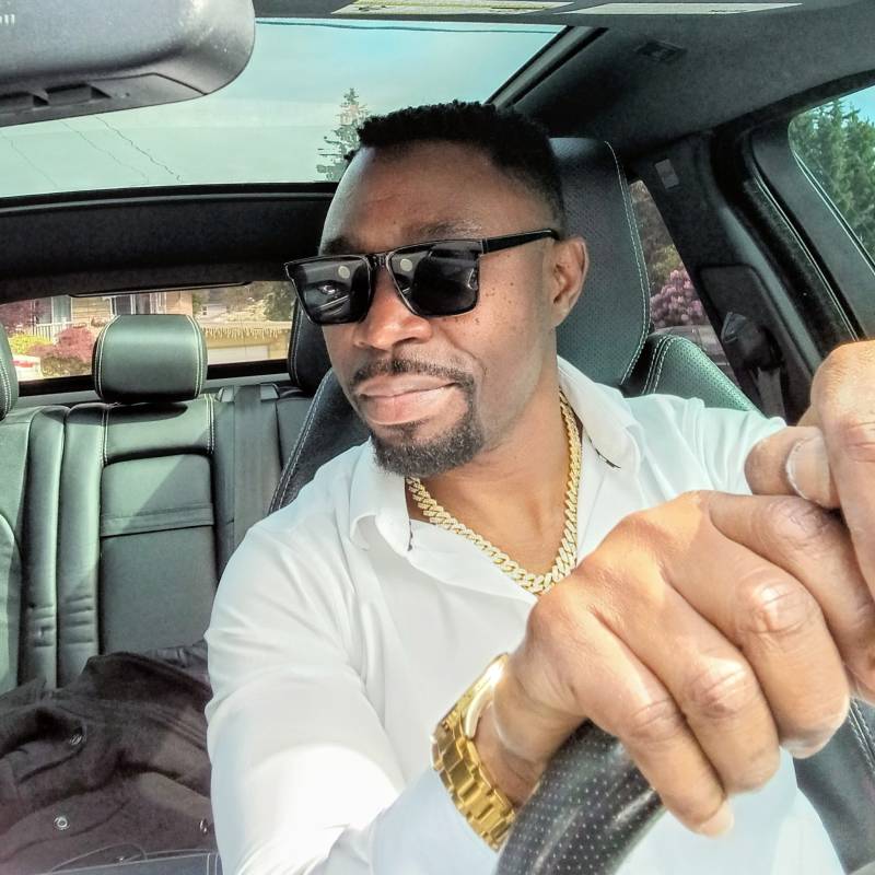 Mozey, 38, Saintservansurmer
