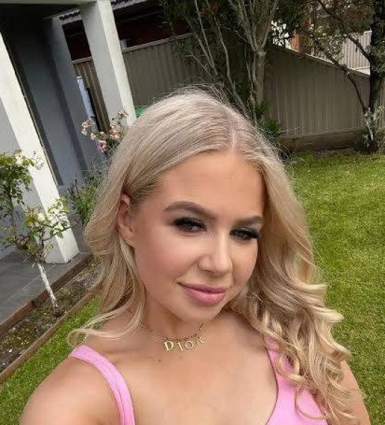 kate, 32, So Benedito Do Rio Preto