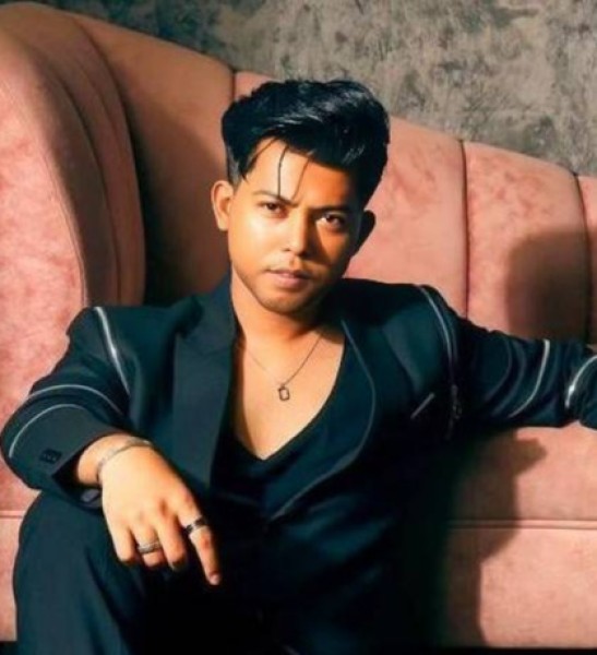 Sk Agun Khan, 31, Yacimiento Ro Turbio