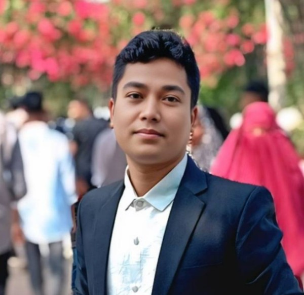 Dipto, 27, Bangla Daeh