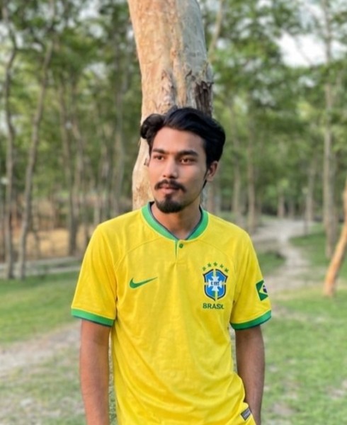 Kmkomol, 23, Sicily