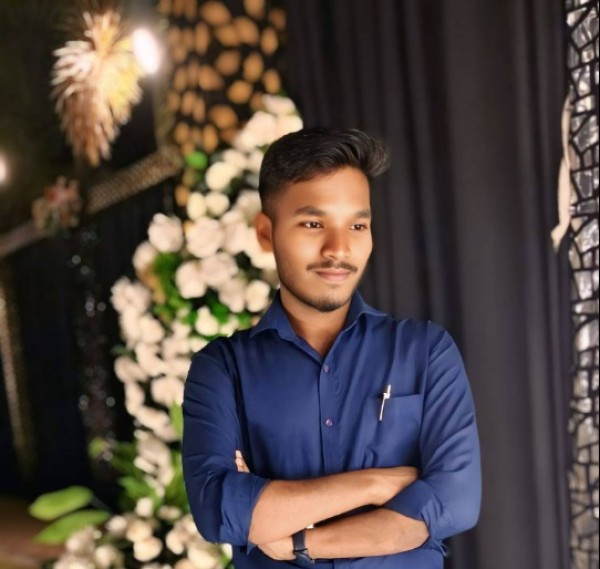 Rocky, 18, Baidyabti