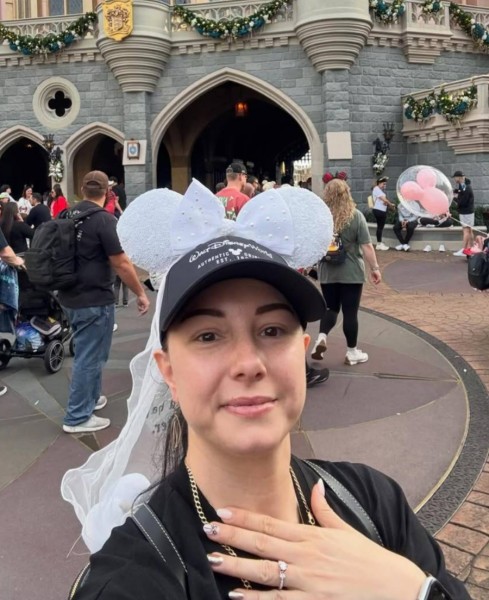 Valarie, 37, Orellana