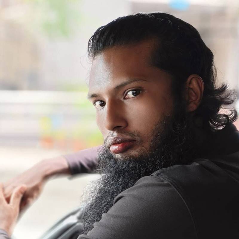 Nayan, 30, Tefilo Otoni