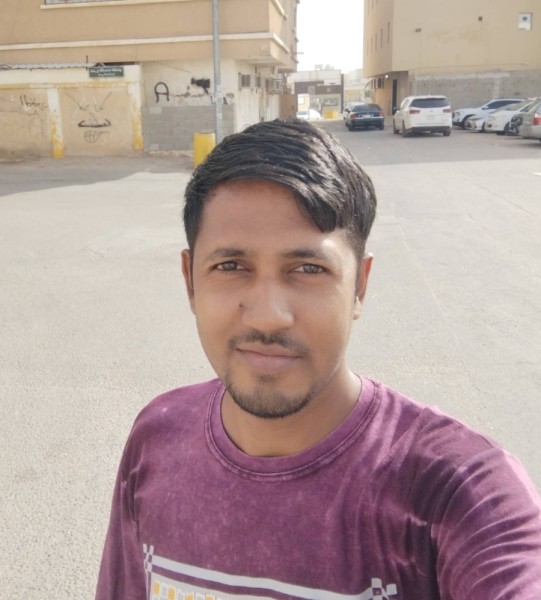 Kamrul, 32, Maryville