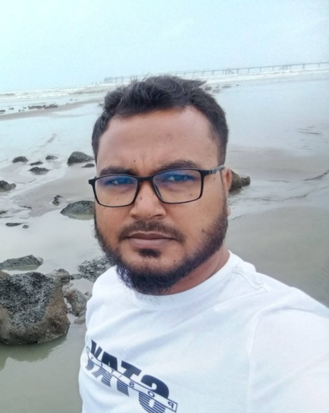 Md., 25, Phak Hai