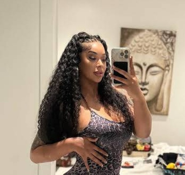 Kelly, 27, Saint Johns