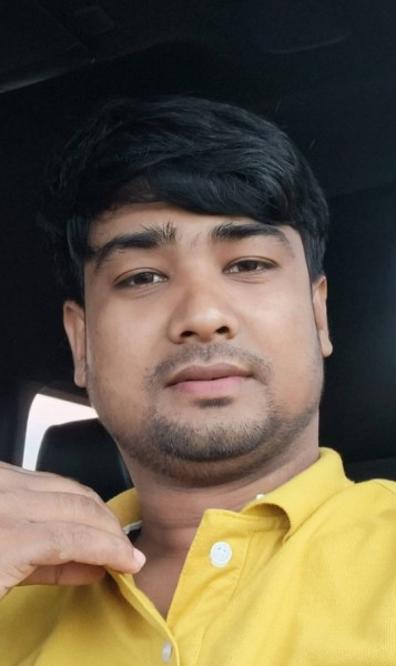 Rana, 26, Califrnia