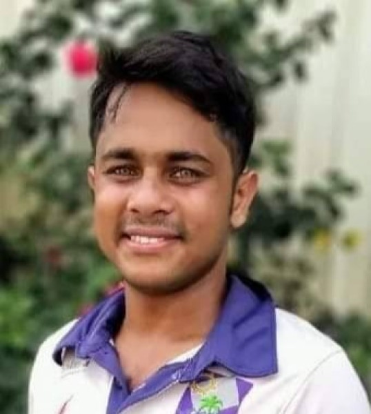 Kash Full, 25, Mae Hong Son