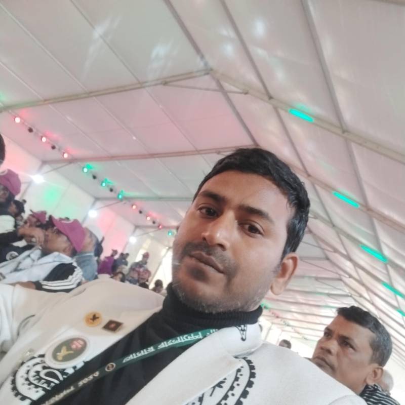 Salam, 32, Mura