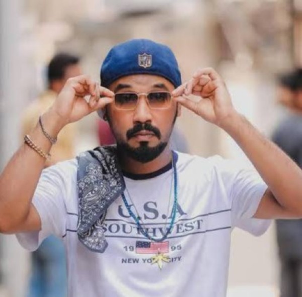 Rashid, 30, Saudi Arabia