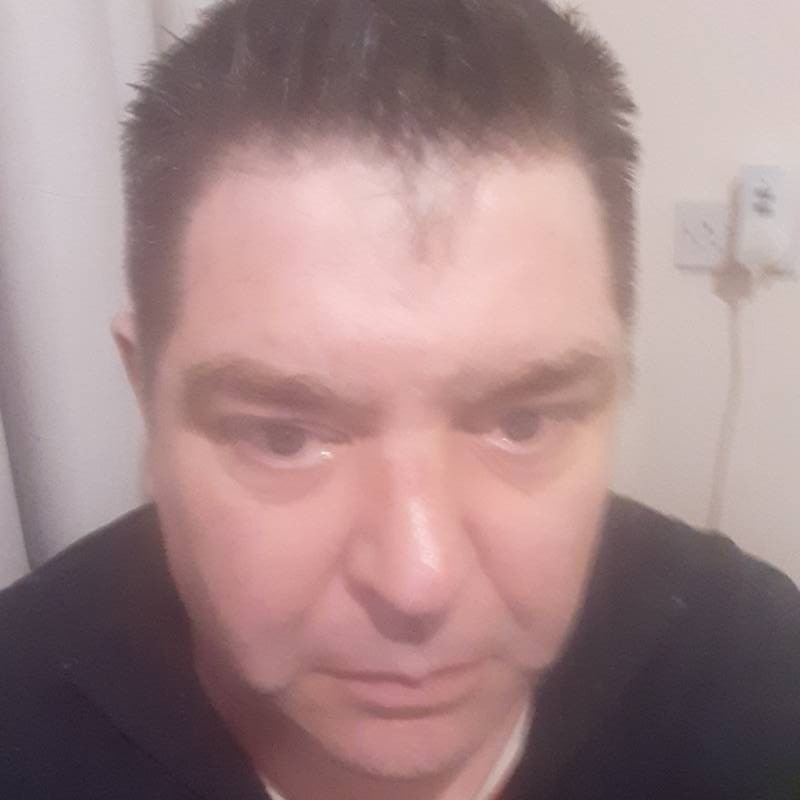 Simon, 60, Ang Thong