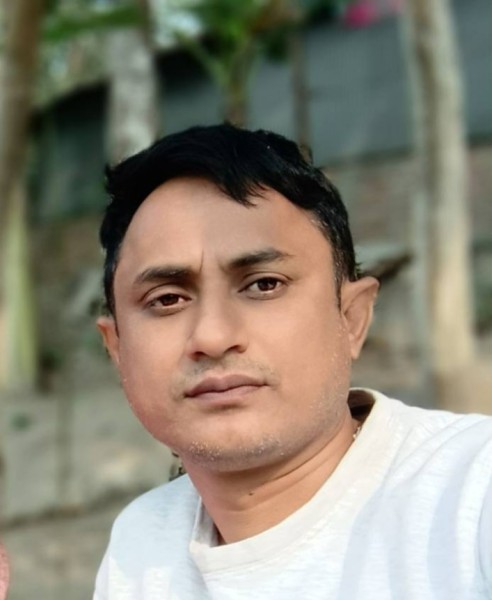 Md Nurnobi, 35, Gerd Faramarz Shahediyeh