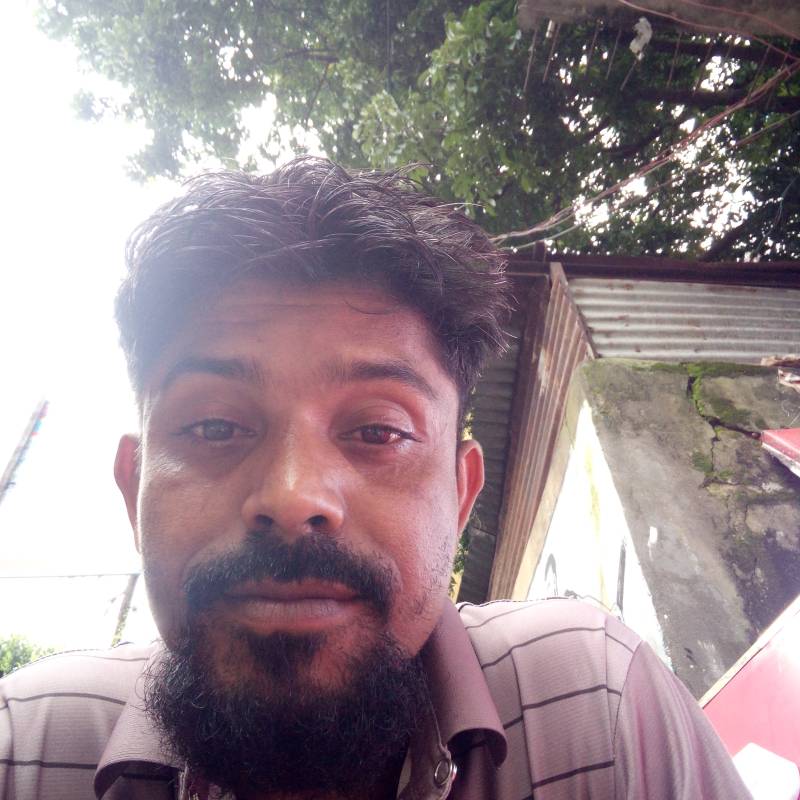 Nistobdho yachin, 32, Dortmund